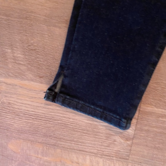 Abercrombie & Fitch, Simone High Rise Ankle, Size 26 - Picture 6 of 6